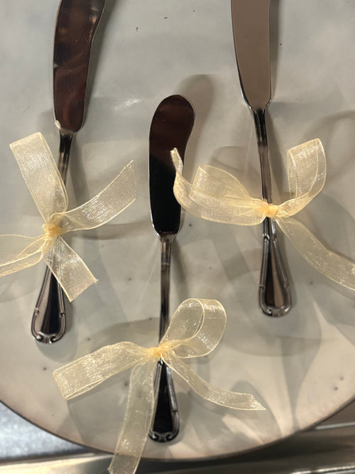 ENGRAVED BUTTER KNIFE