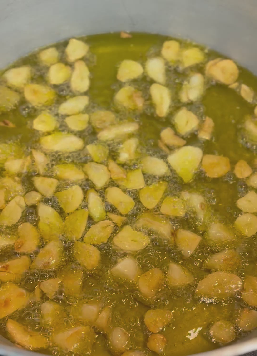 Oro Garlic Olive Large